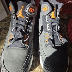 Jordan Men's Black and Orange Sneakers
